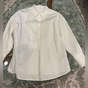 Sold💔

Lafayette 148 XL cotton stretch, white blouse